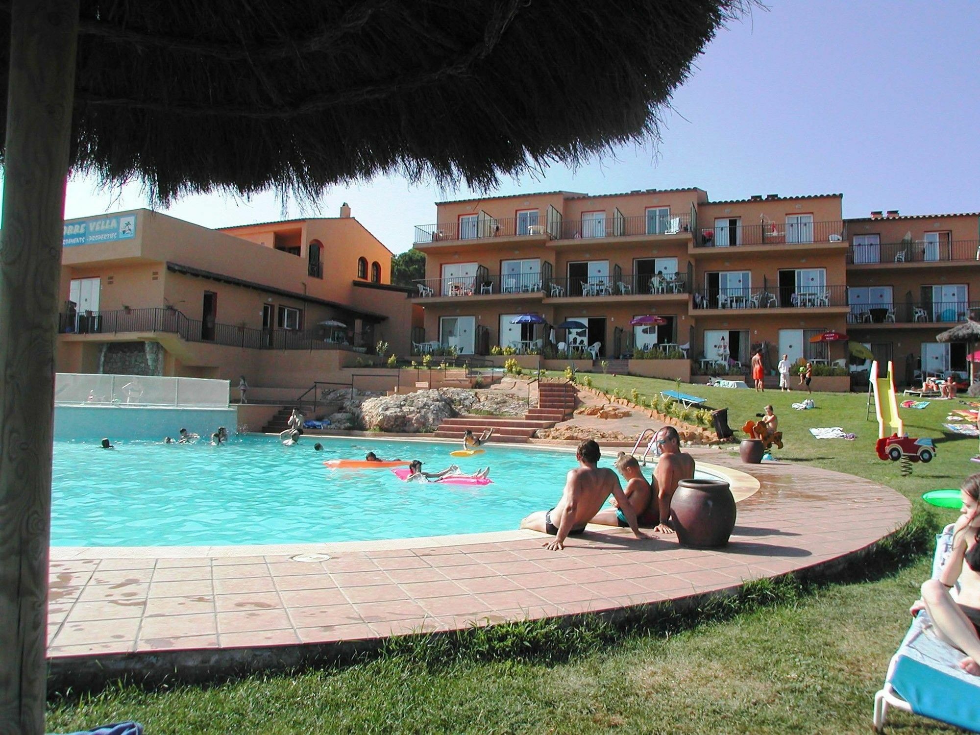 Rvhotels Apartamentos Torre Vella L'Estartit Esterno foto